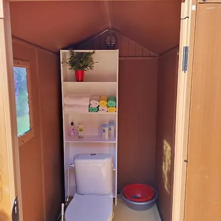 Secluded Getaway Tiny - Skozanje Bay, Island Hvar Кемпинг