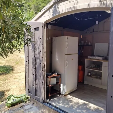 Camping Secluded Getaway Tiny - Skozanje Bay, Island Hvar Gdinj