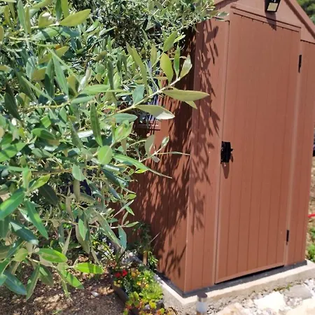 Secluded Getaway Tiny - Skozanje Bay, Island Hvar Gdinj